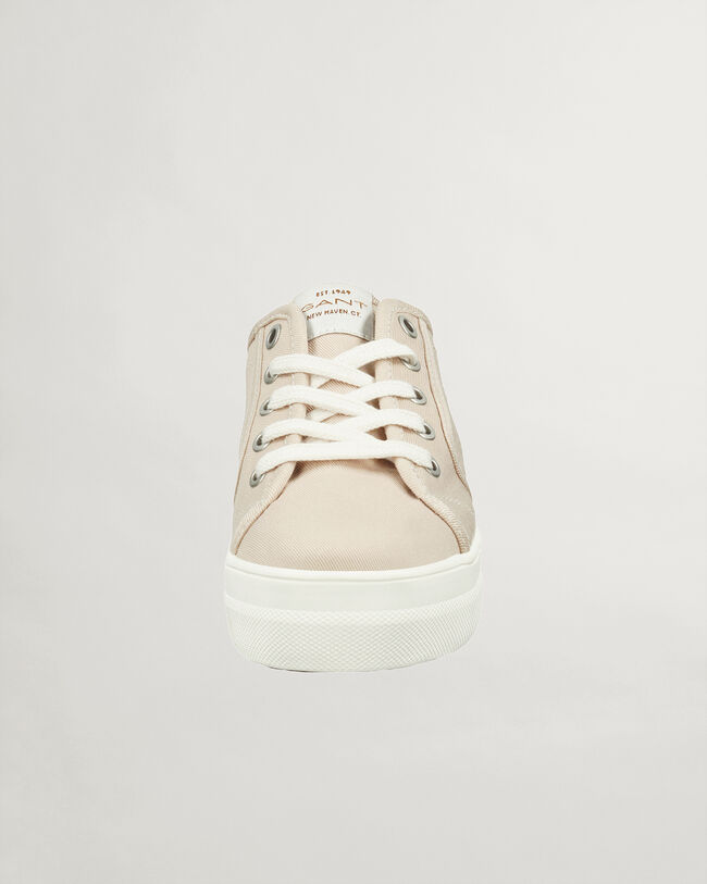 Leisha Sneaker