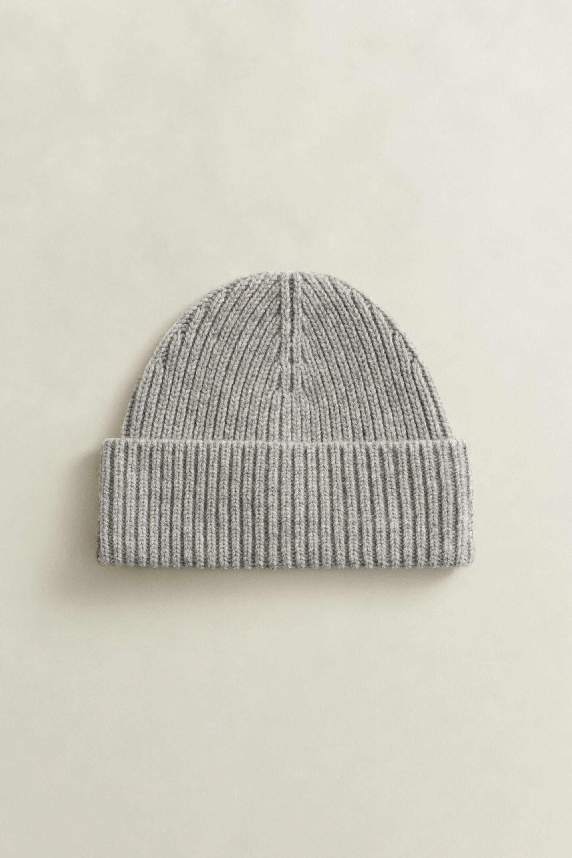 Gerippte Beanie aus Woll-Kaschmir-Mix