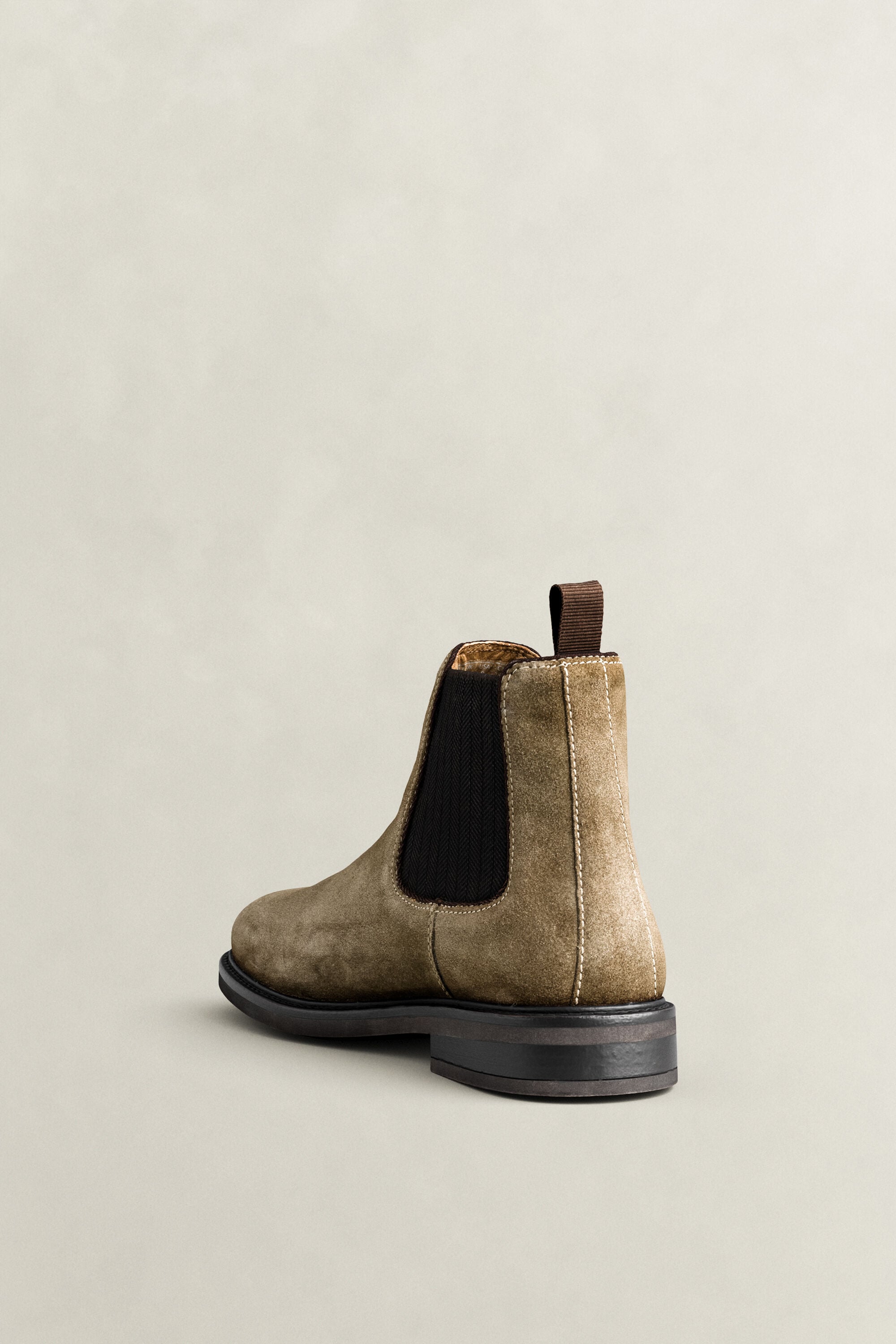 St Fairkon Chelsea Boot aus Veloursleder