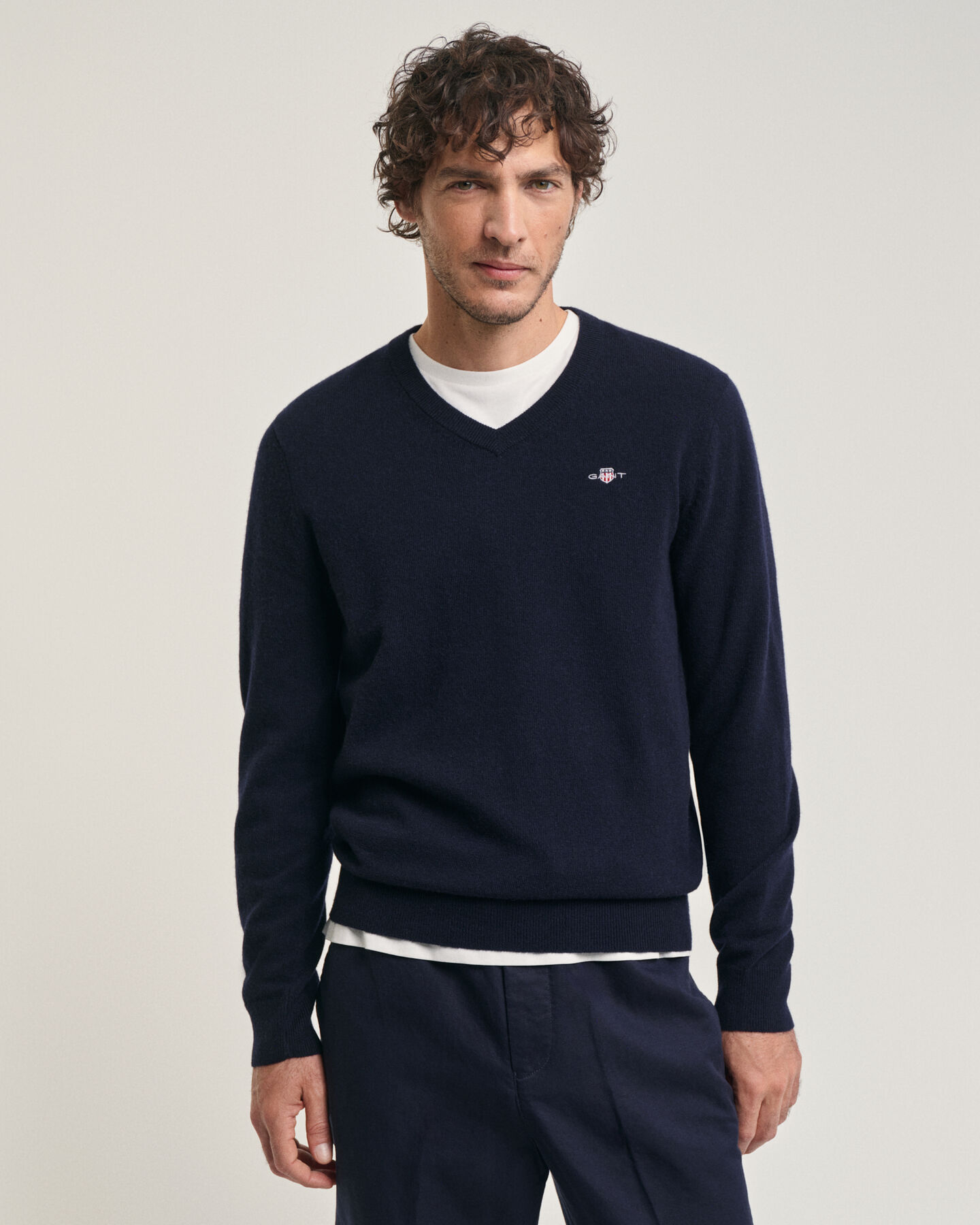 Seasonal Essential V-Neck Pullover aus Extra Fine Lambswool