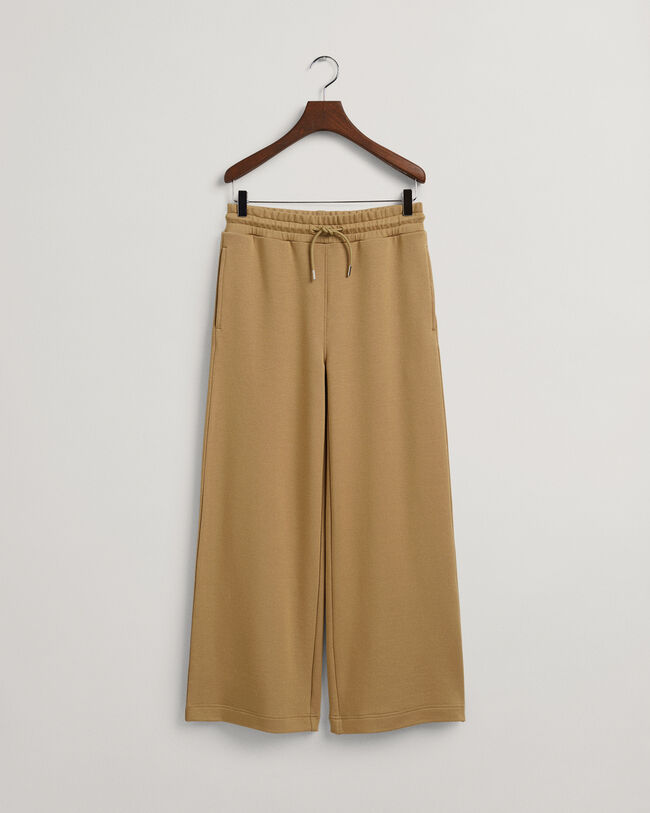 Ausgestellte Sweathose