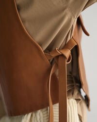 Dekonstruierte Lederweste