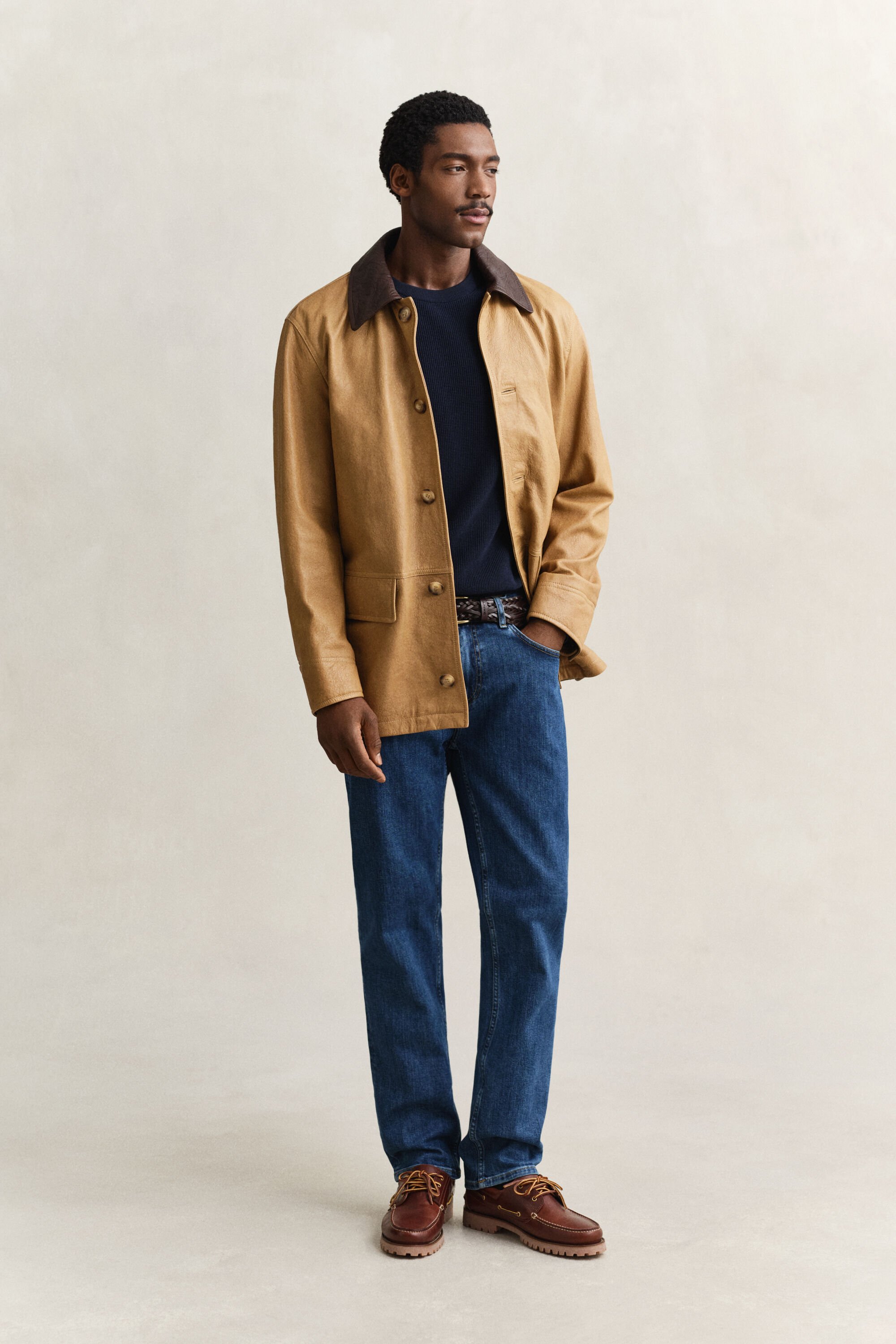 Rundhalspullover aus strukturierter Baumwolle