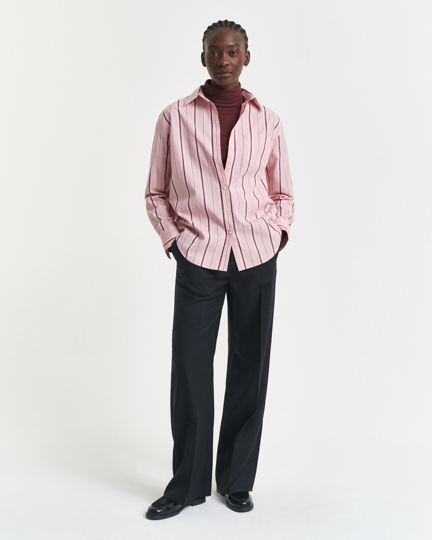 Leichter Rollkragenpullover aus Baumwolle