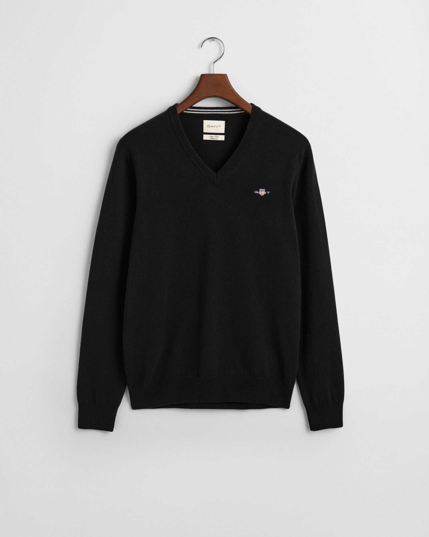 Superfine Lambswool V-Neck Pullover