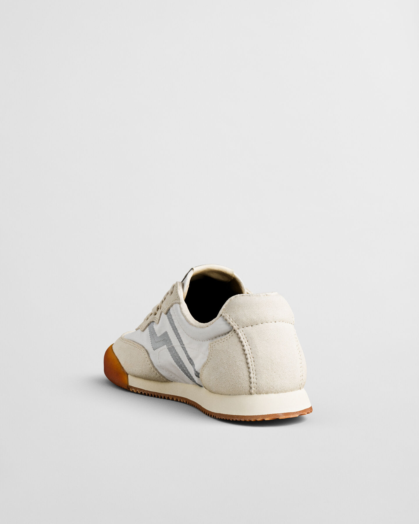 Beylana Sneaker aus Veloursleder