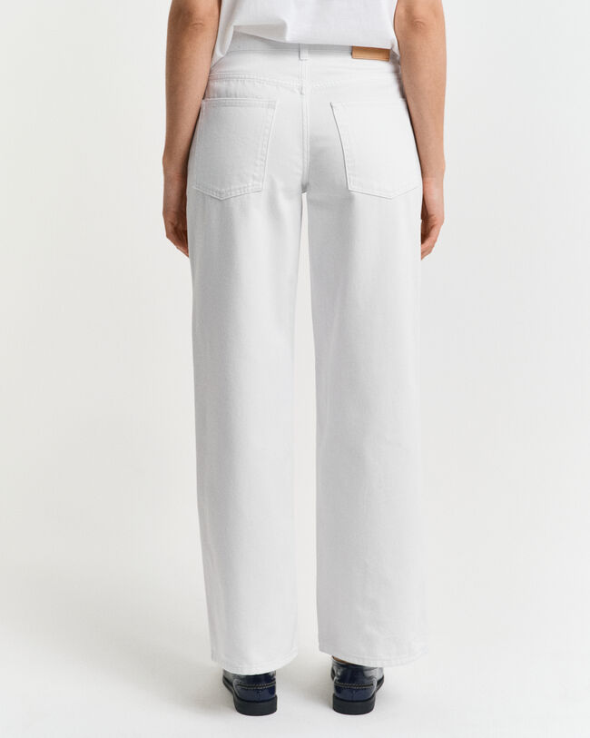 Weiße Relaxed Fit Jeans mit geradem Bein