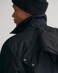 Wattierter Kurzmantel