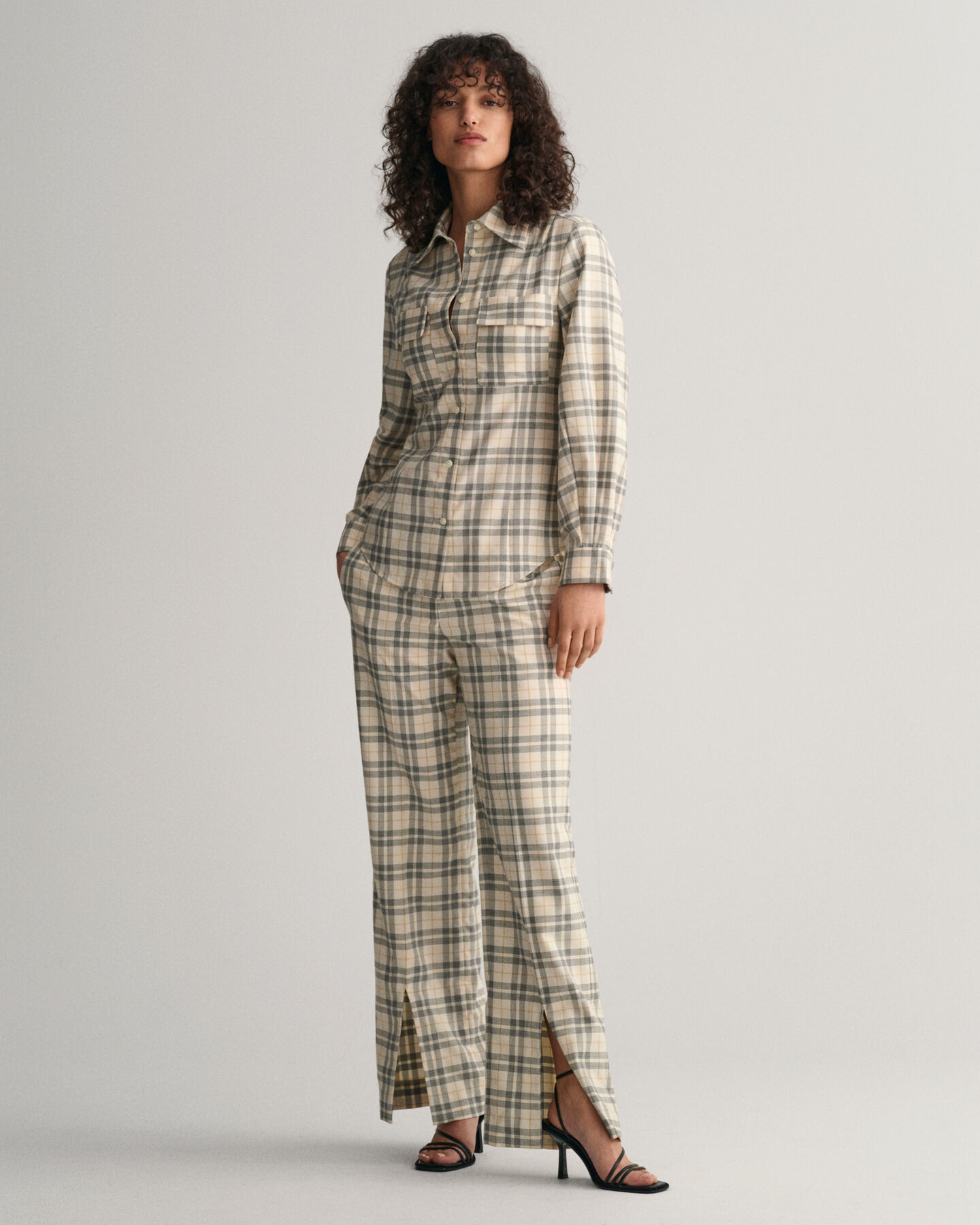 Slim Fit Karobluse mit Abnähern