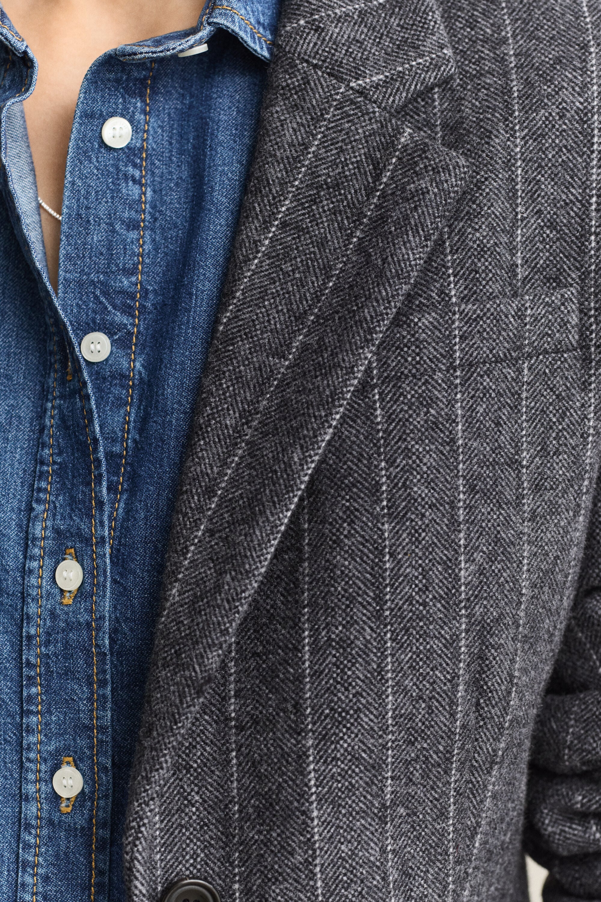 Sanduhr-Blazer mit Nadelstreifen