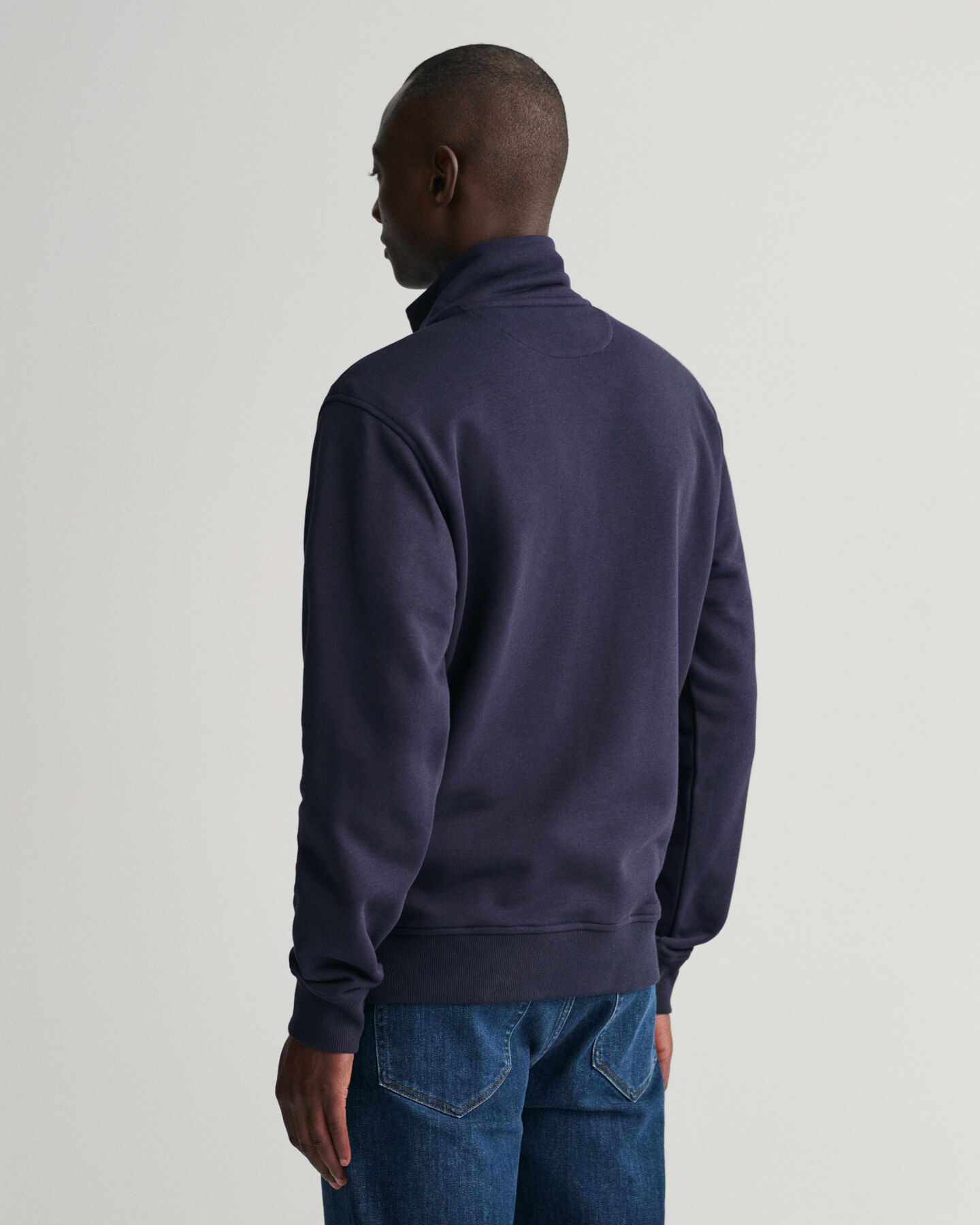 Retro Crest Sweatshirt mit Reißverschlusskragen