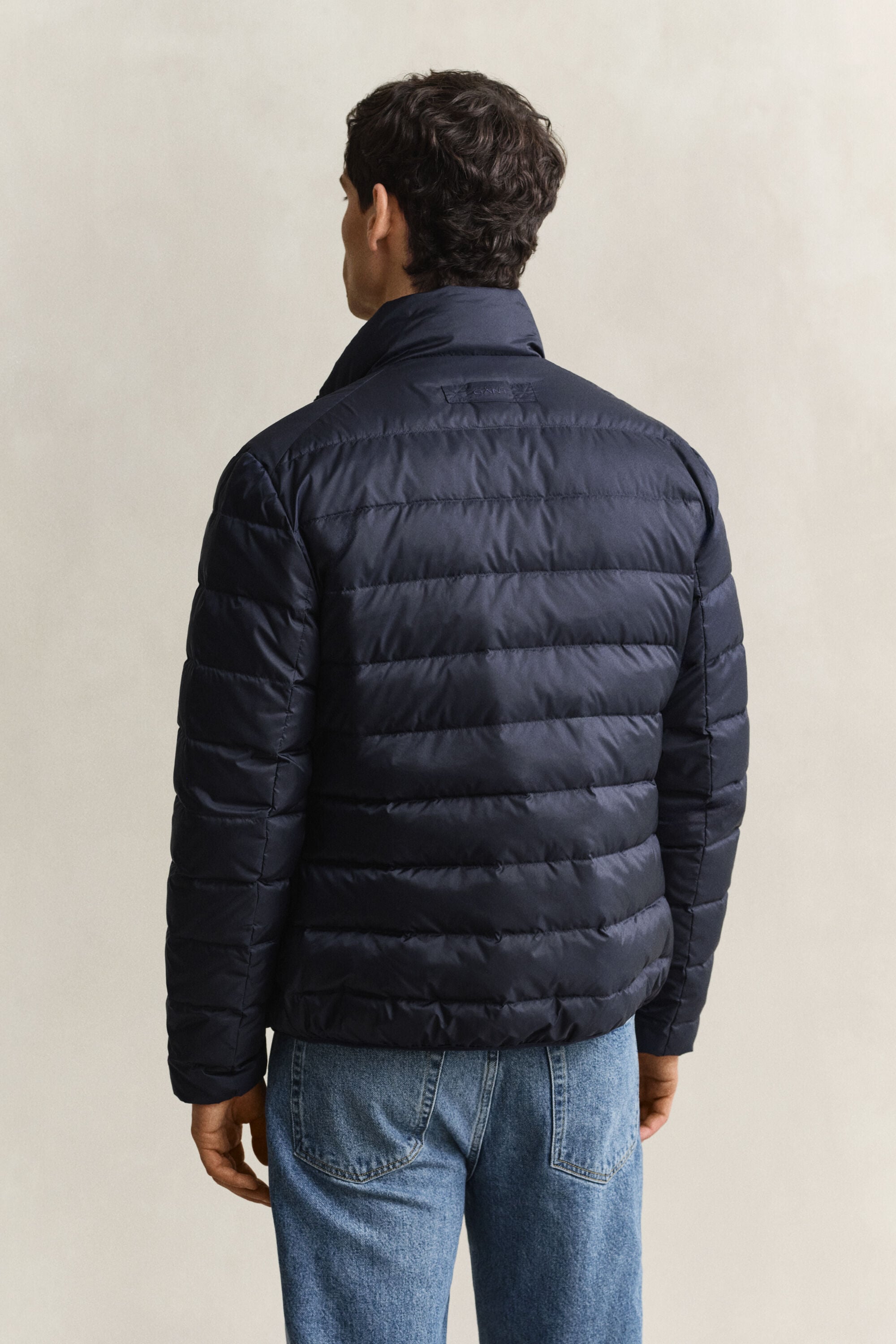 Leichte Daunenjacke