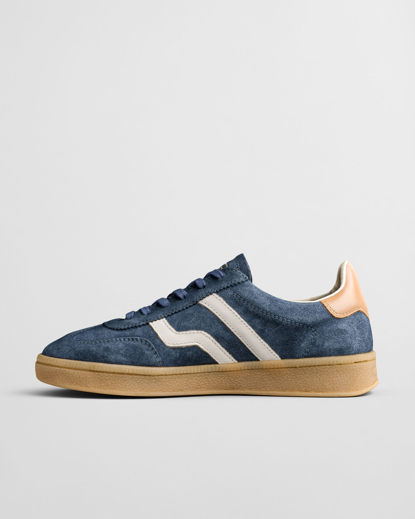 Cuzima Sneaker aus Veloursleder