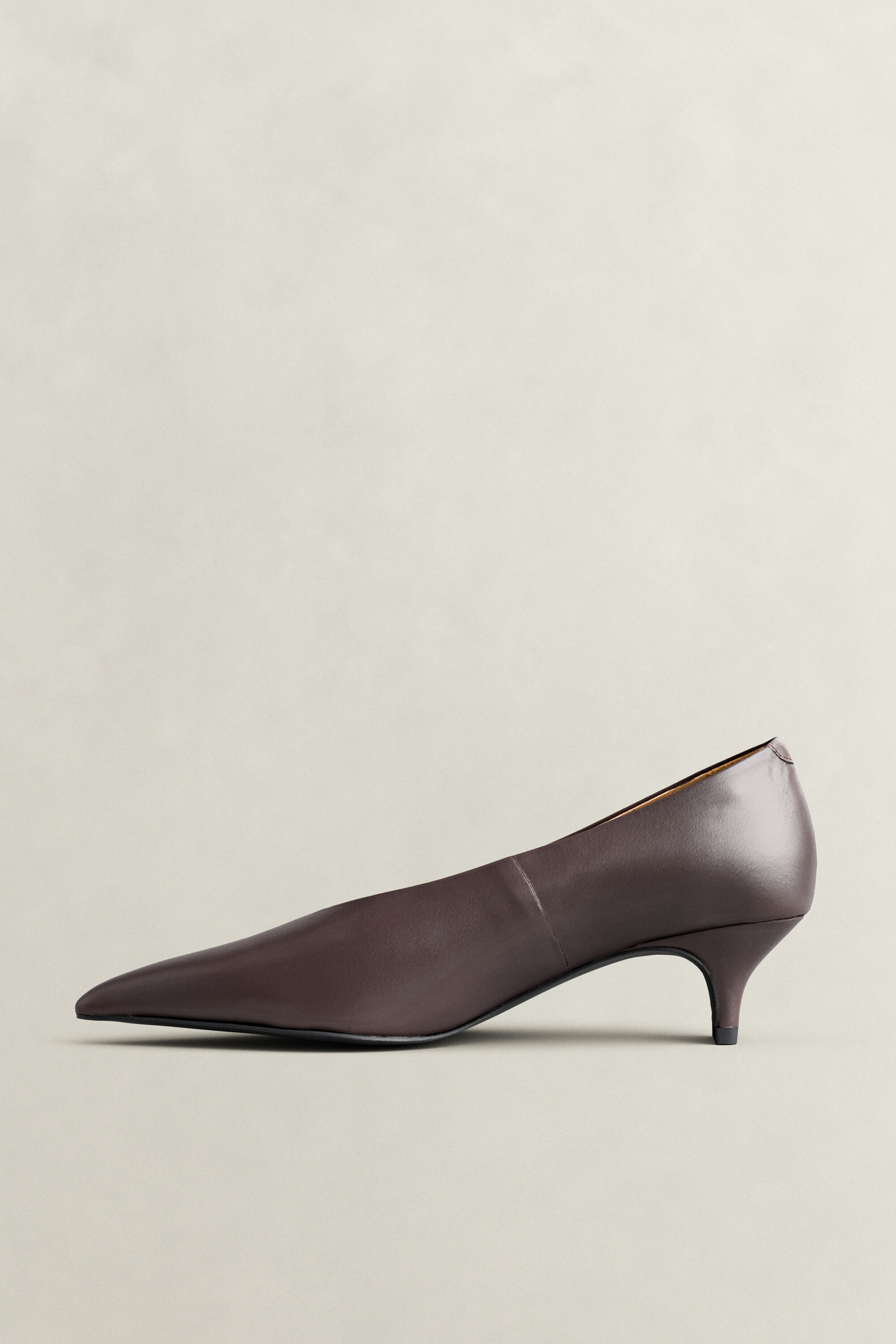Tillbye Spitzer Lederpumps — WEATHERED BROWN