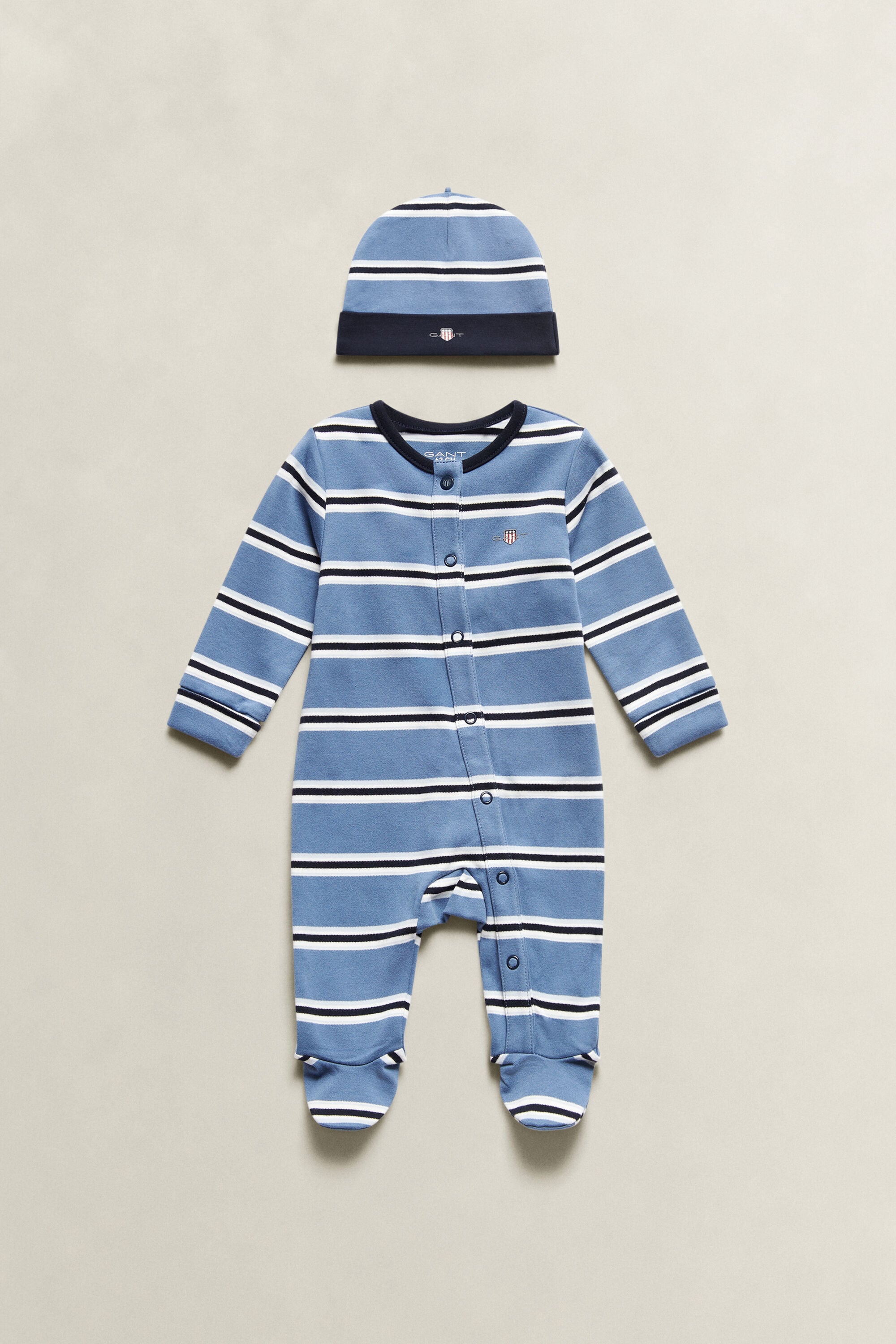 Baby Boys Shield Set mit Schlafanzug und Mütze