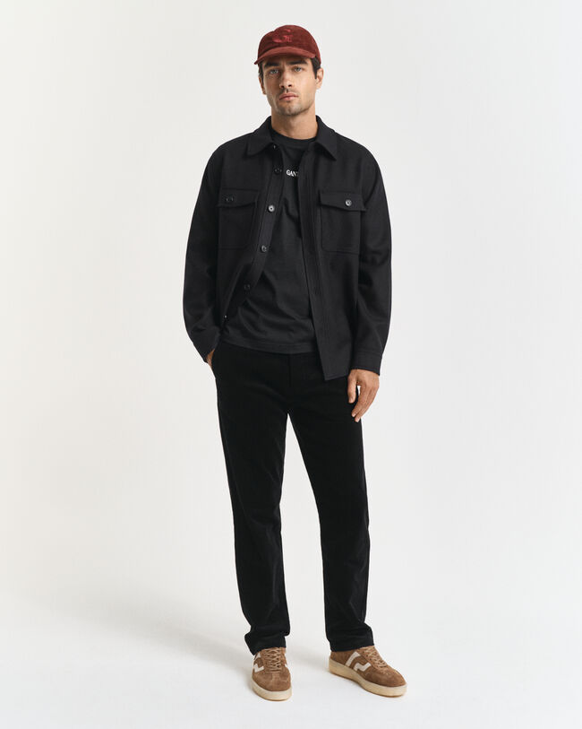 T-Shirt mit kleiner Grafik