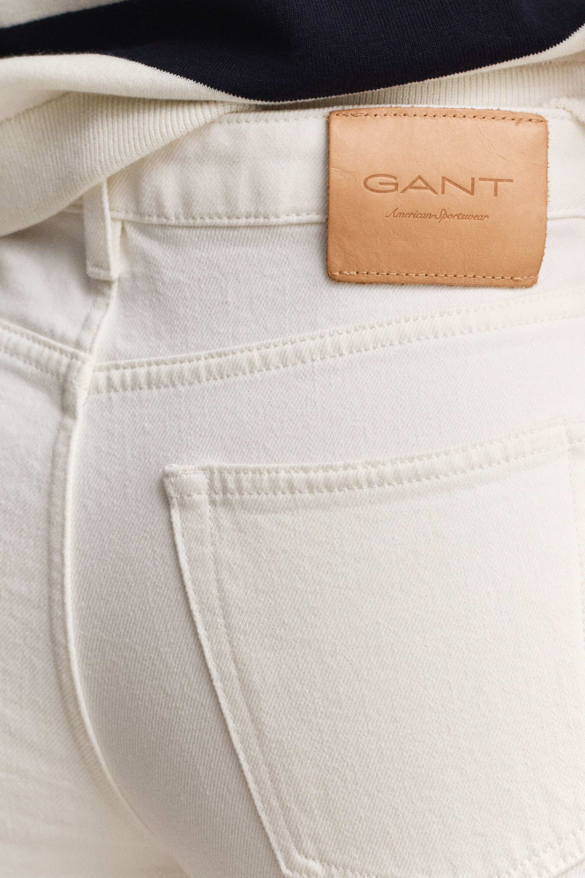 Stretch-Jeans mit geradem Bein