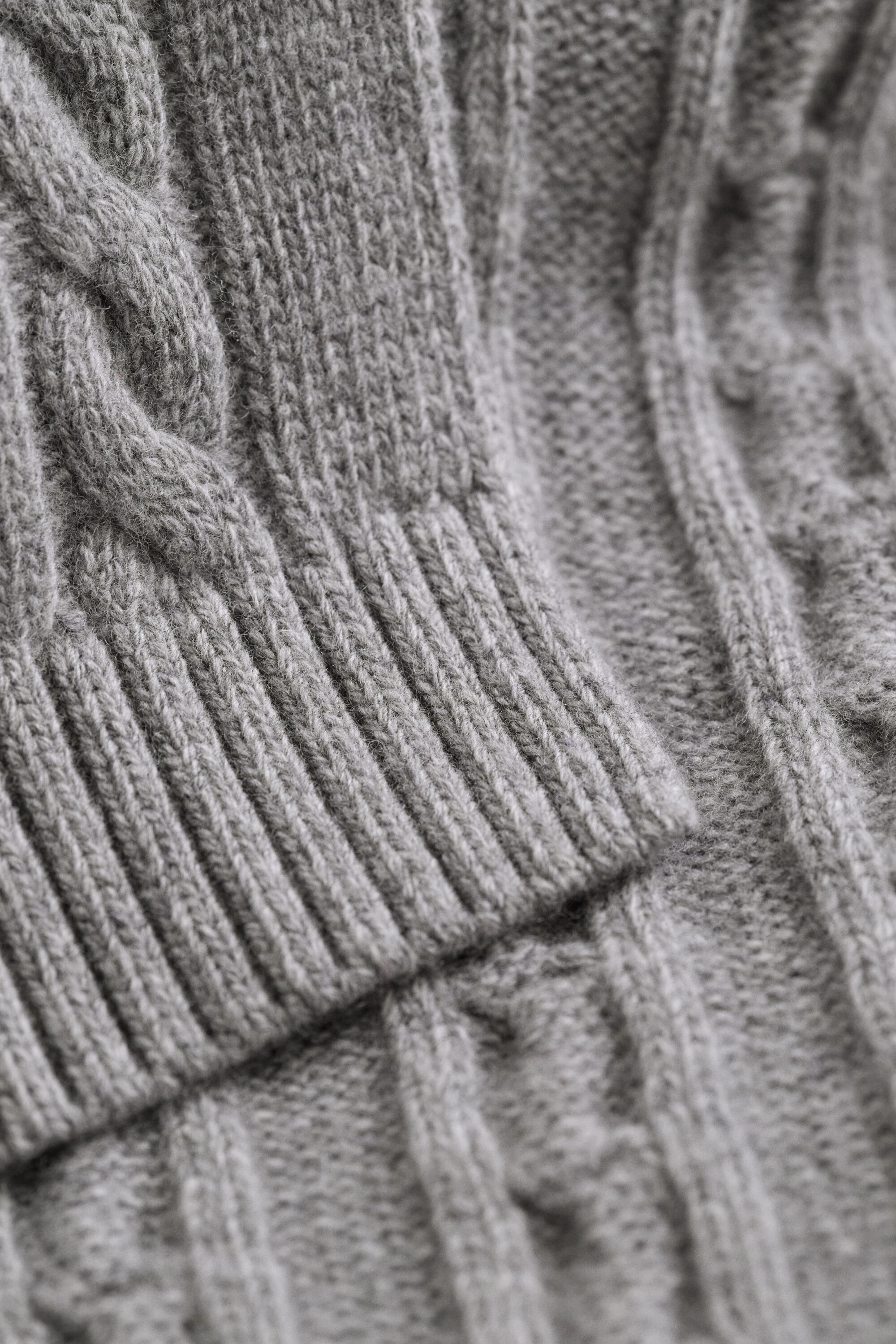Zopfstrick-Schal aus Lambswool