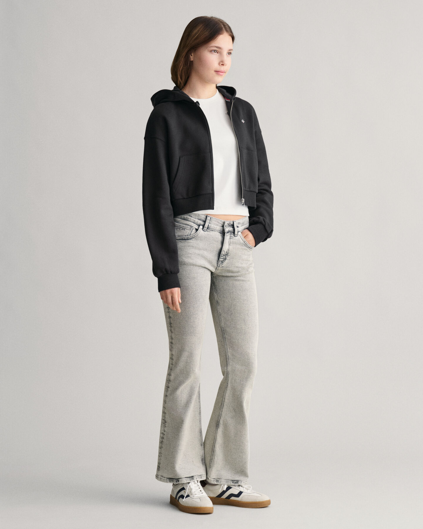 Teen Girls Verk&uuml;rzte Shield Sweatjacke