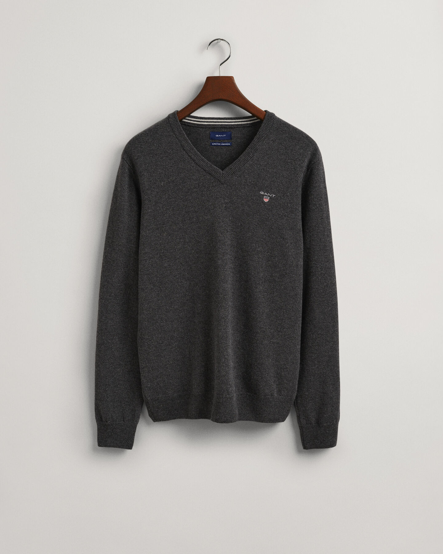 V-Neck Pullover aus Super Fine Lambswool