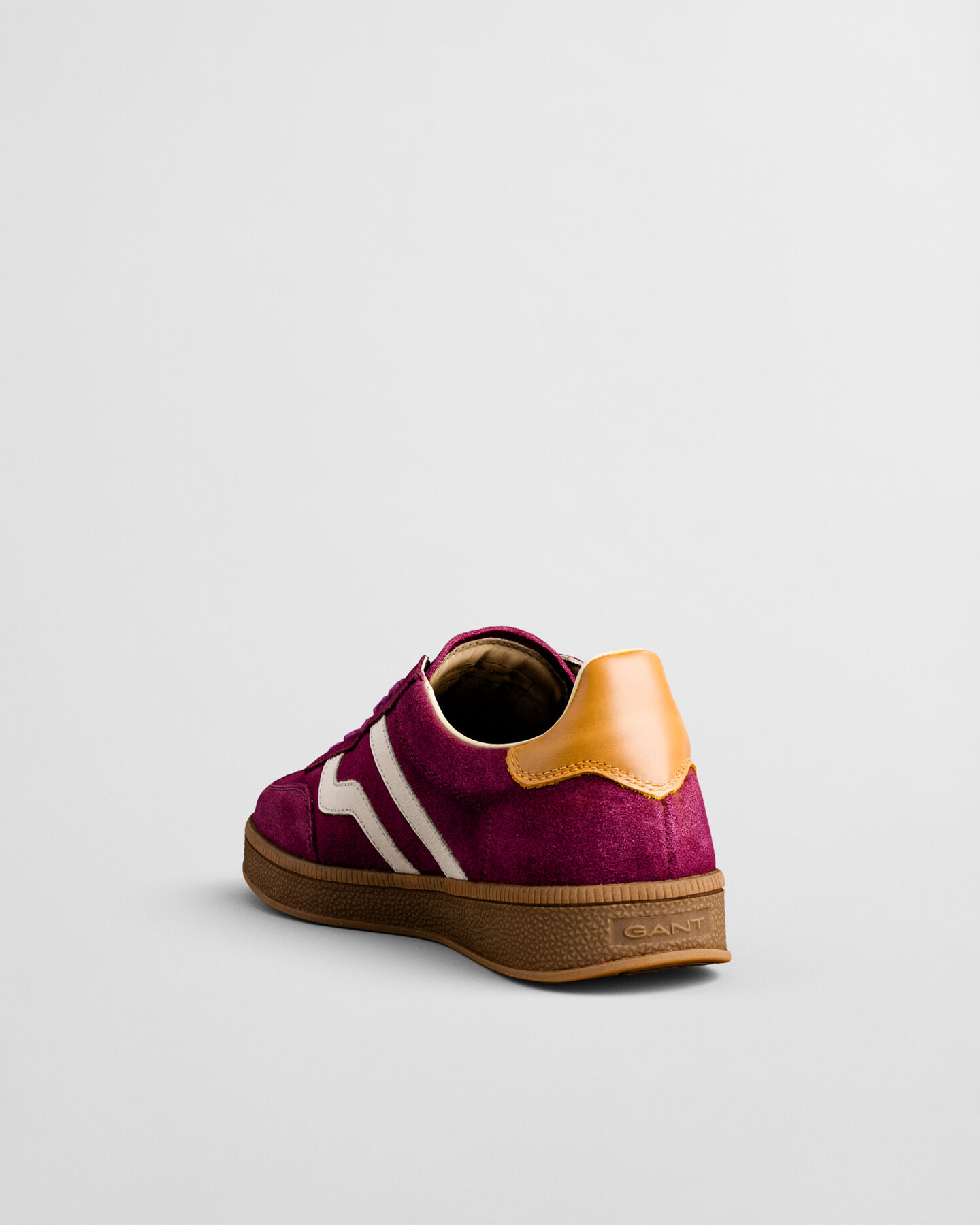 Cuzima Sneaker aus Veloursleder