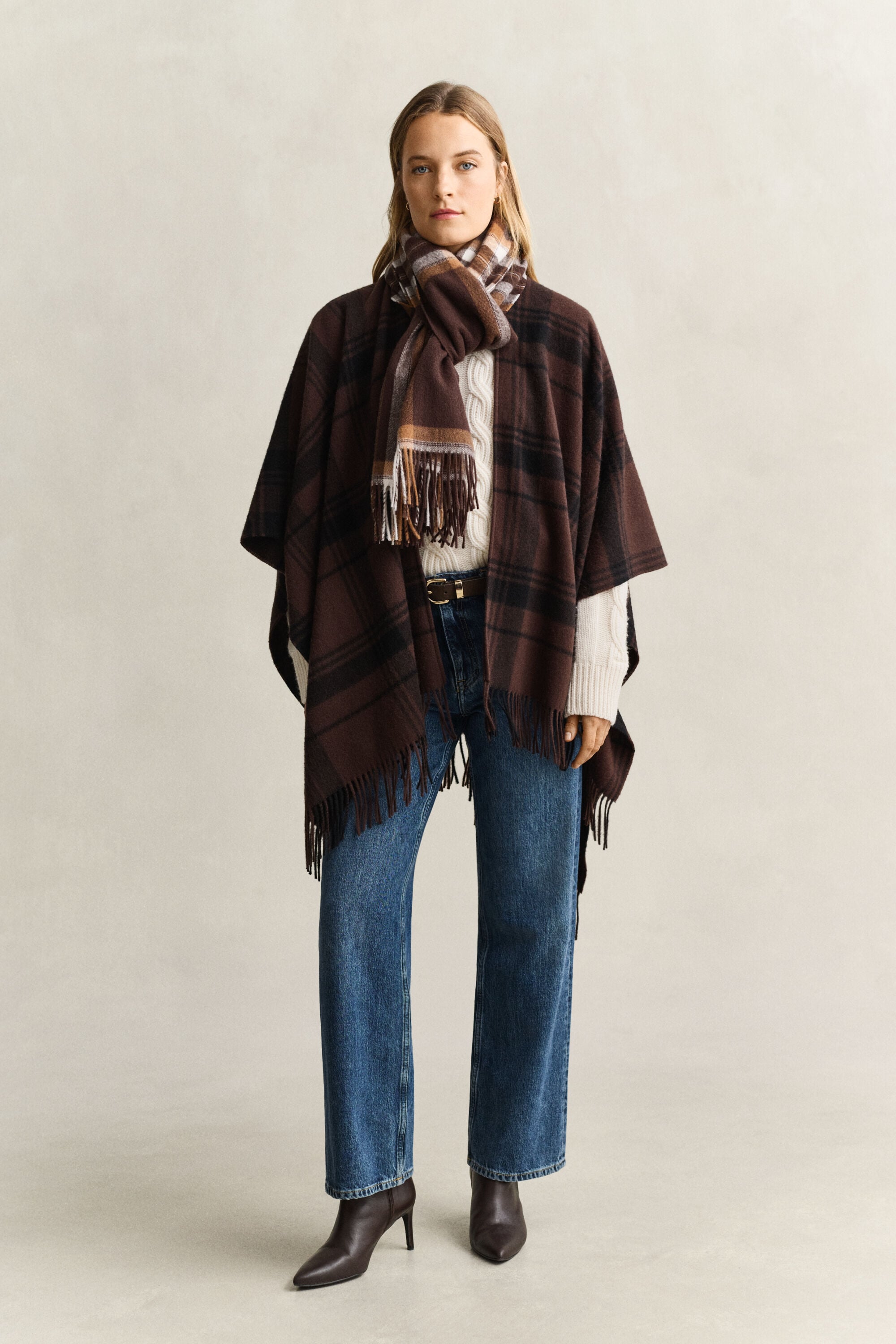 Karierter Wollponcho