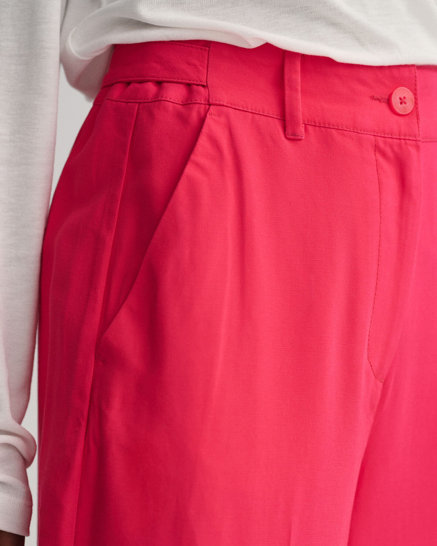 Relaxed Fit Fluid Hose