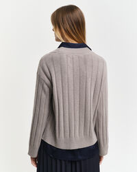 Breit gerippter V-Neck Wollpullover