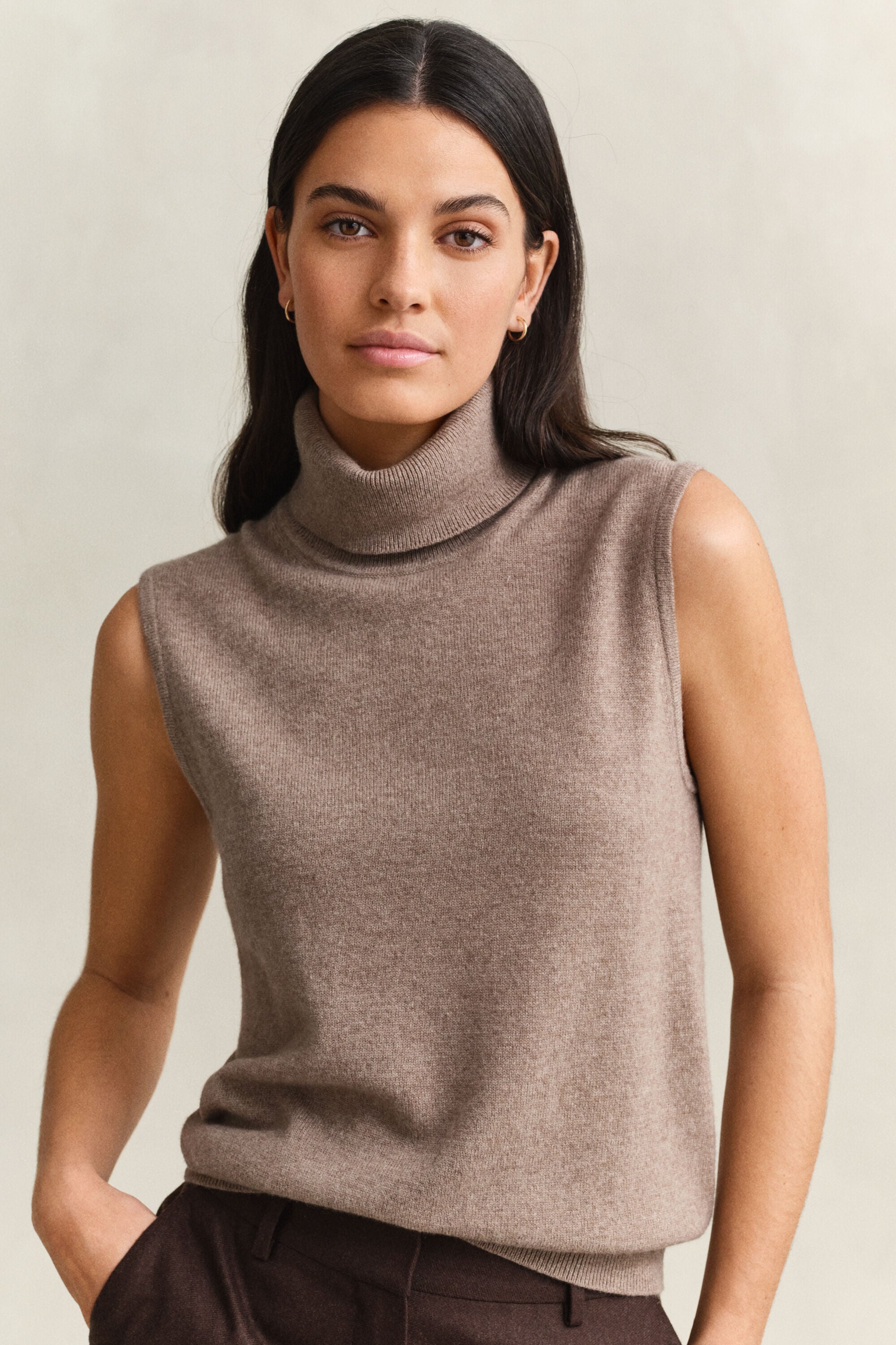 Ärmelloser Rollkragenpullover