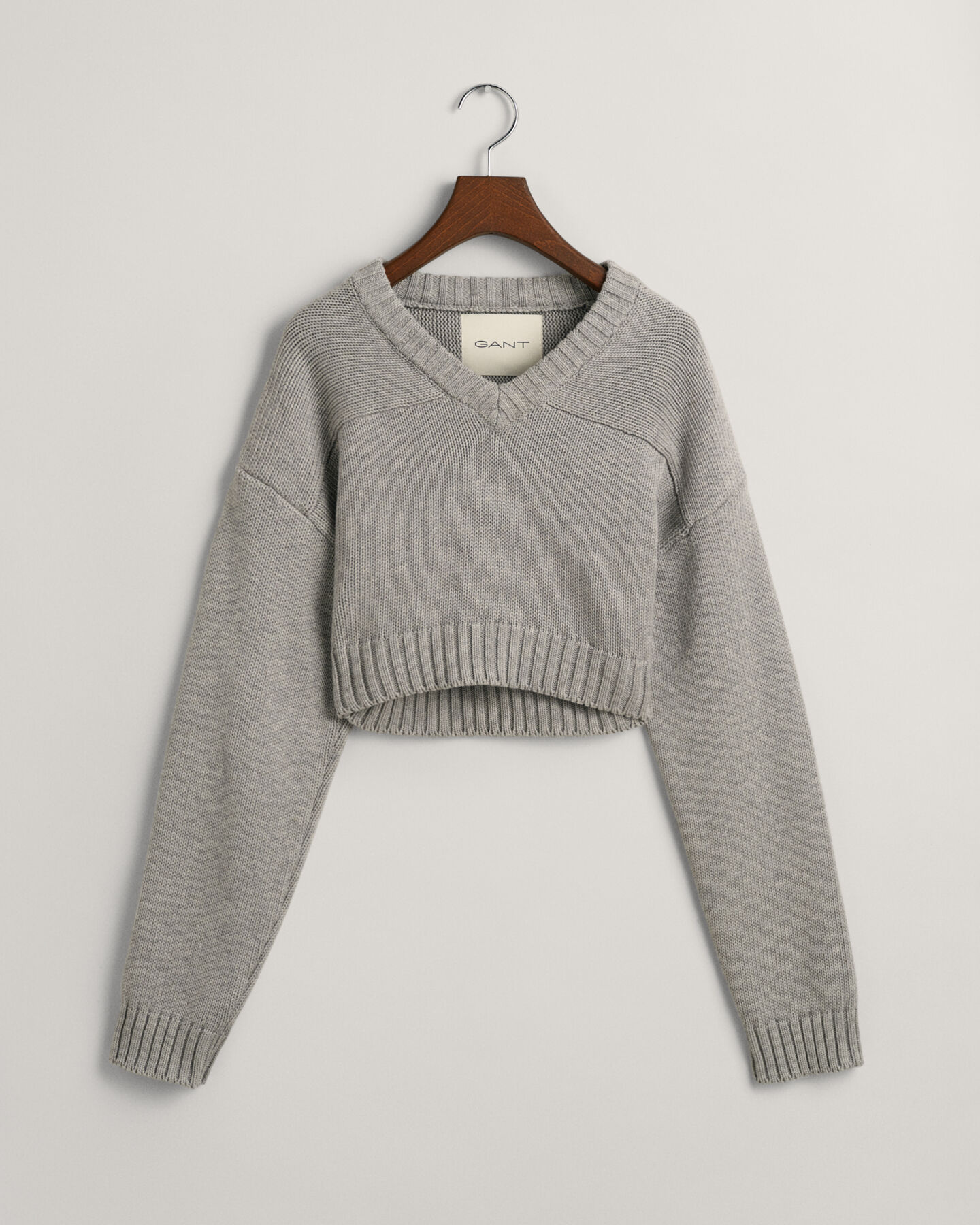 Verk&uuml;rzter V-Neck Pullover