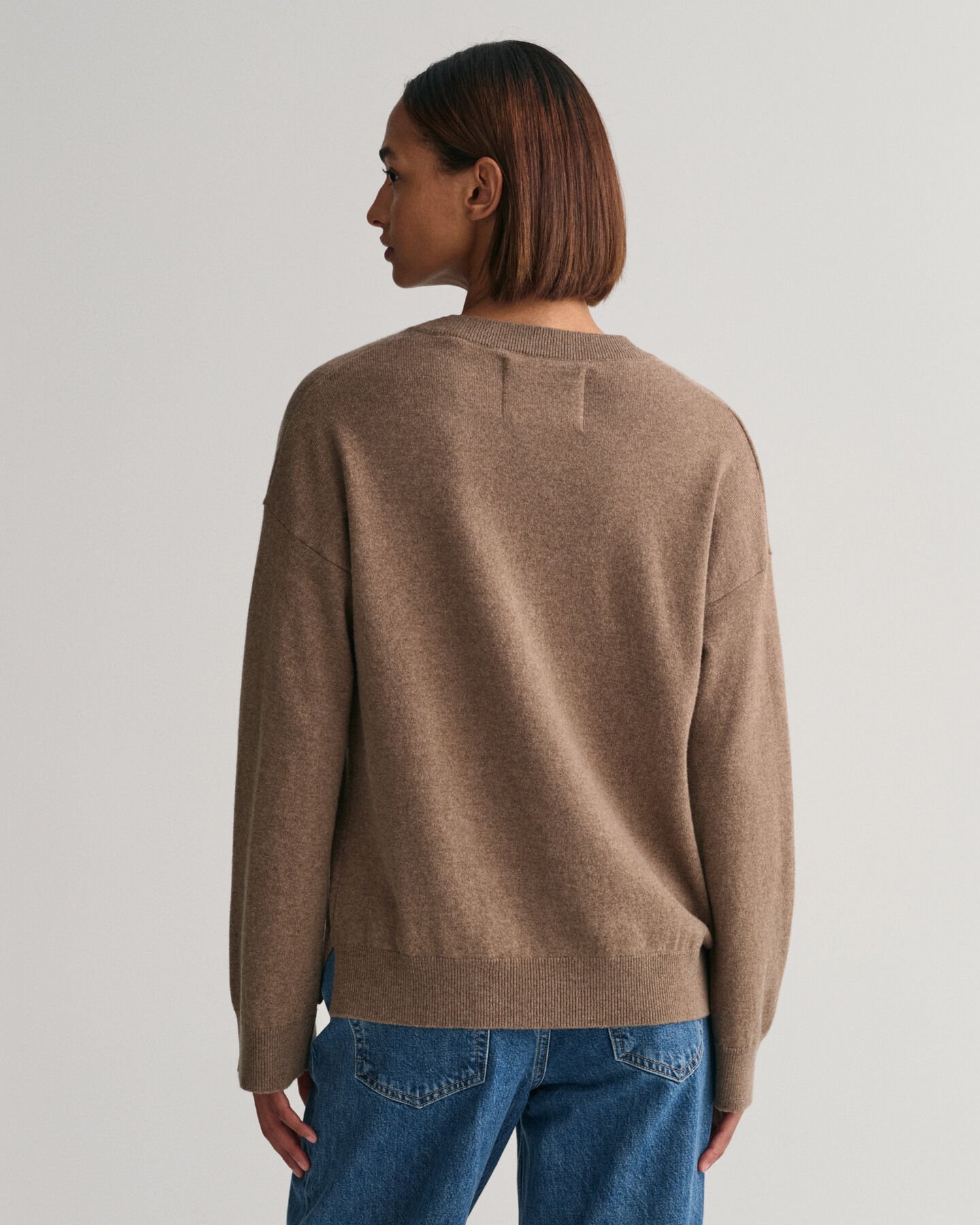 Superfine Lambswool V-Neck Pullover