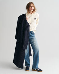 Hoodie mit kleiner Grafik