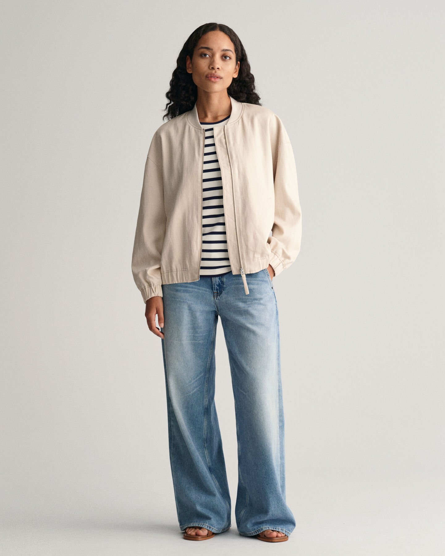 Bomberjacke aus Leinenmischung