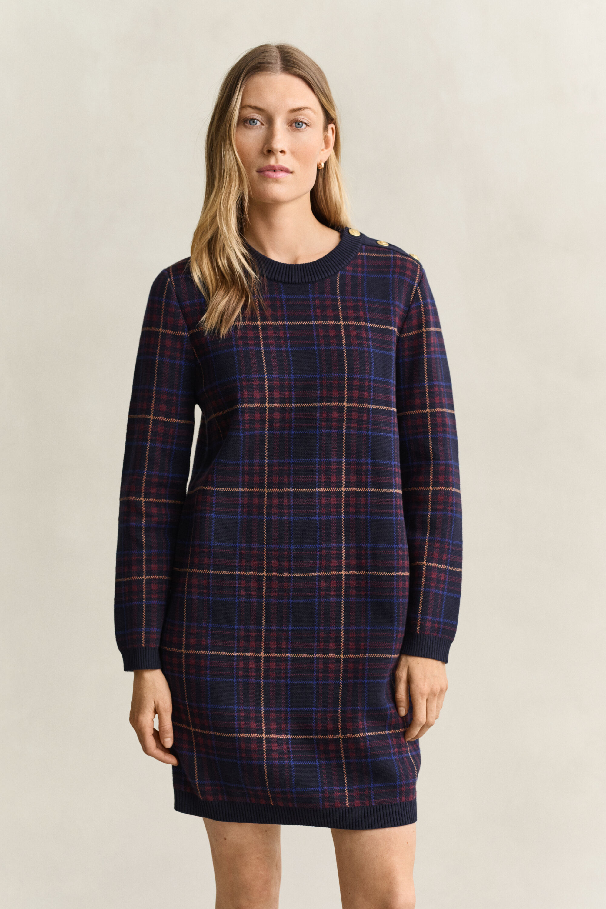 Kariertes Strickkleid