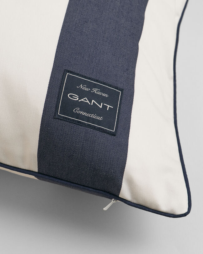 Kissenhülle mit Yacht-Streifen