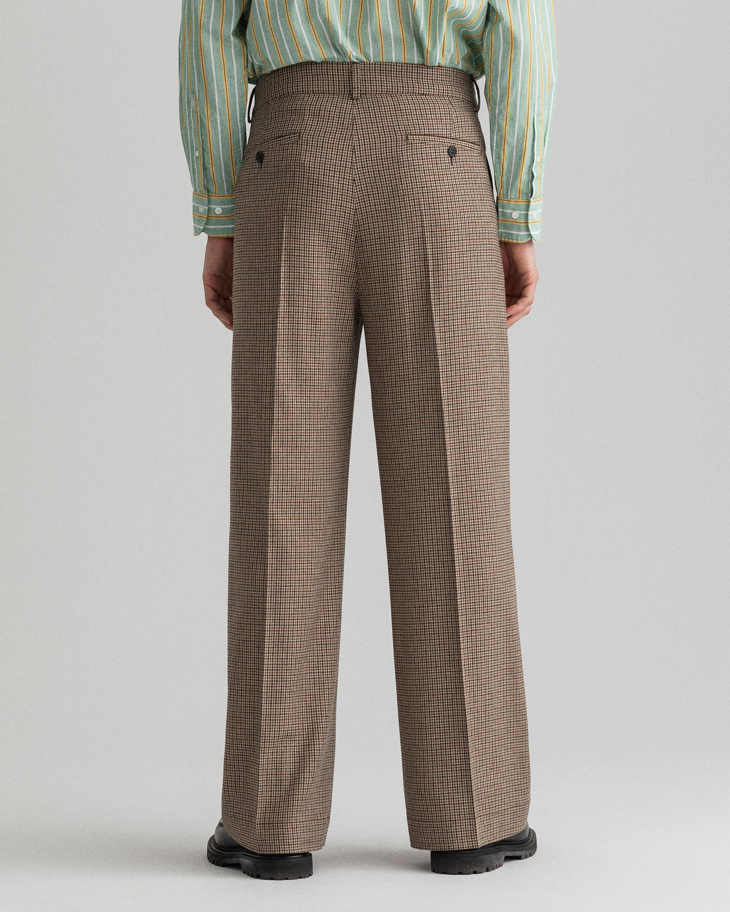 Karierte Anzughose mit Bundfalten