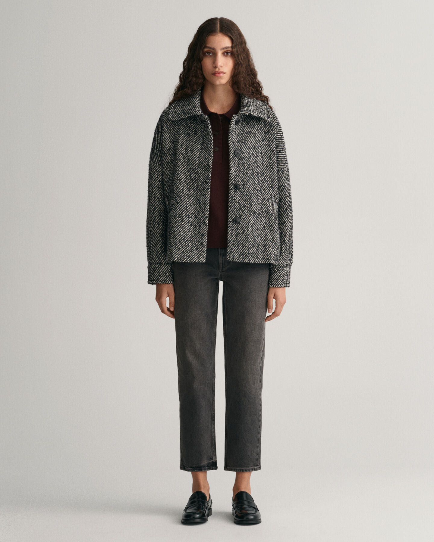 Verkürzte Jeans mit geradem Bein