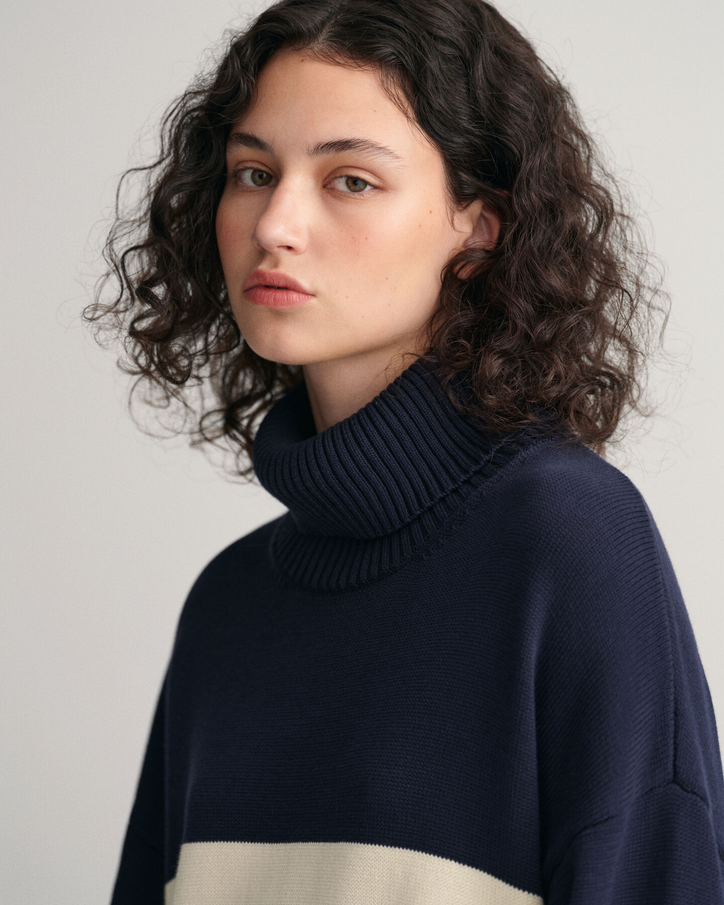 Strickkleid mit Marinestreifen