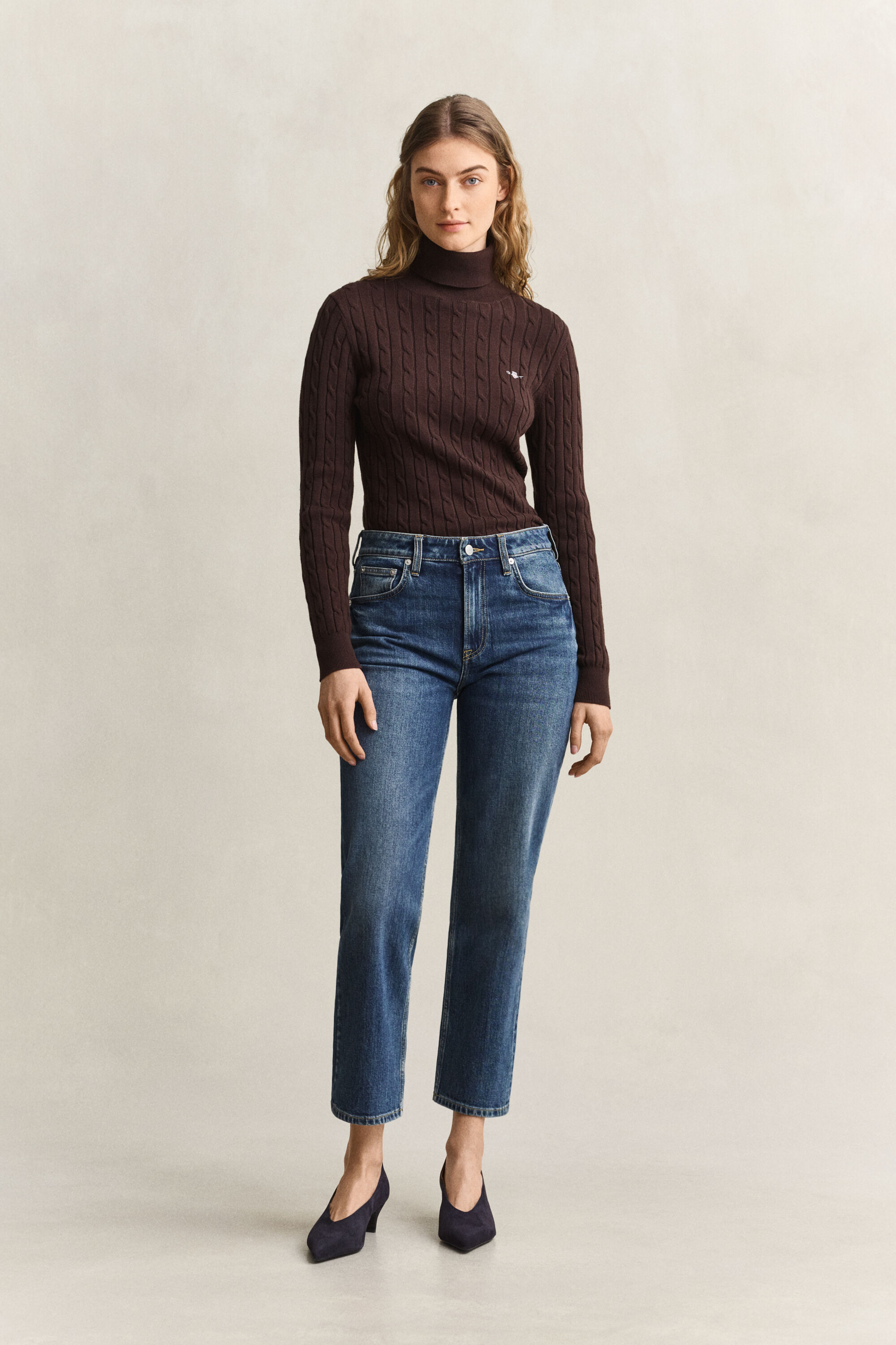 Verkürzte Stretch-Jeans mit geradem Bein