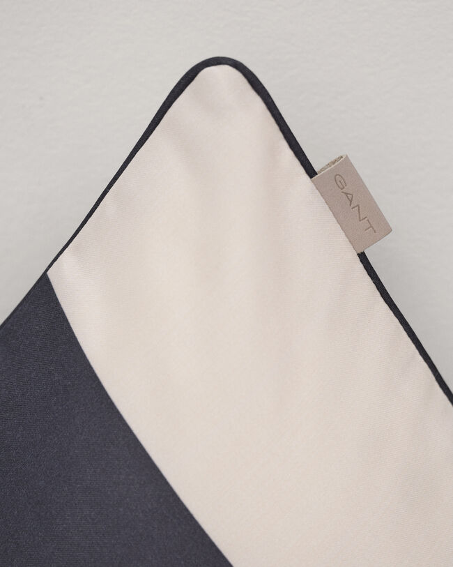 Bold Kissenhülle mit Streifen