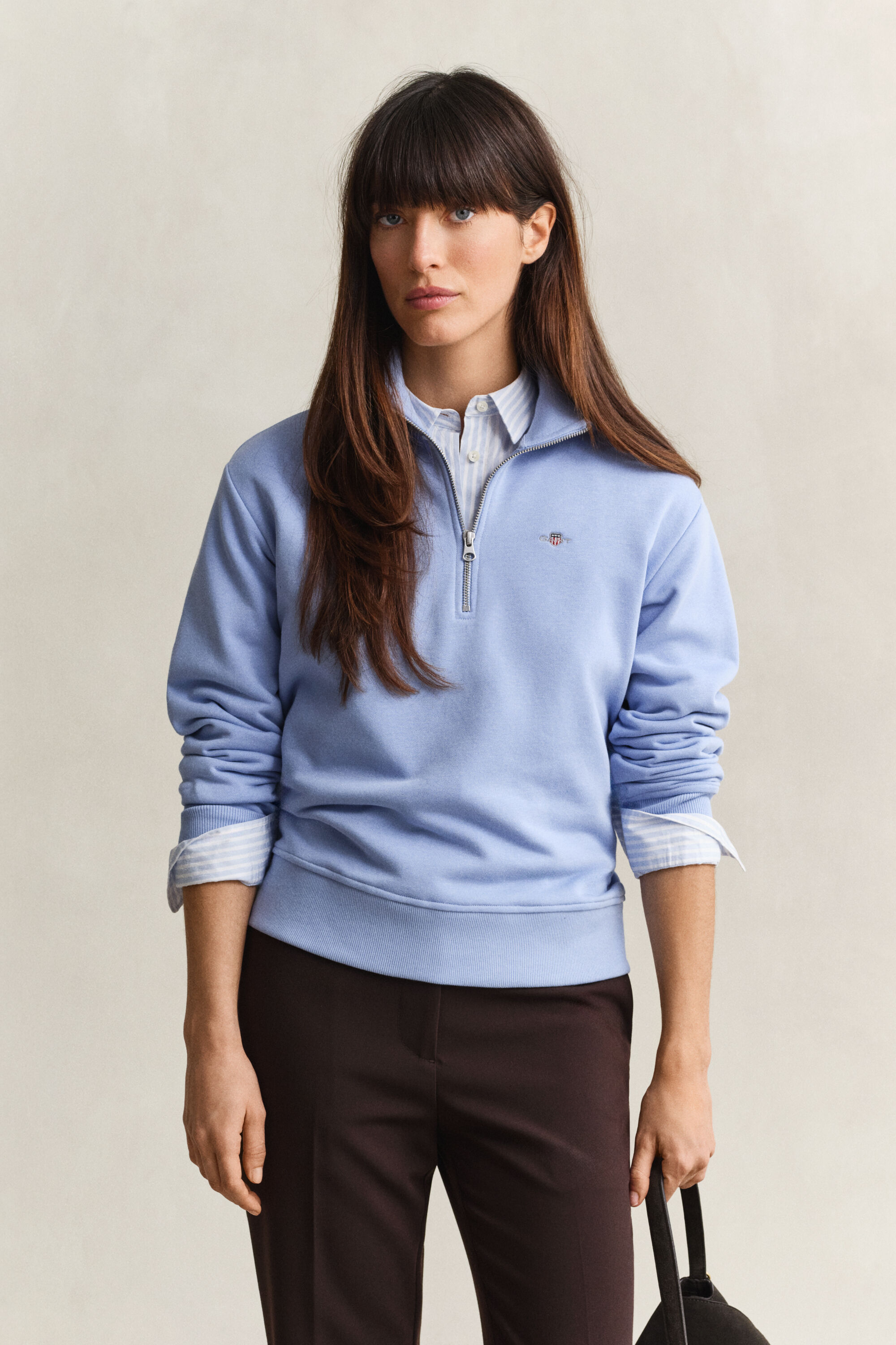Shield Sweatshirt mit Reißverschlusskragen