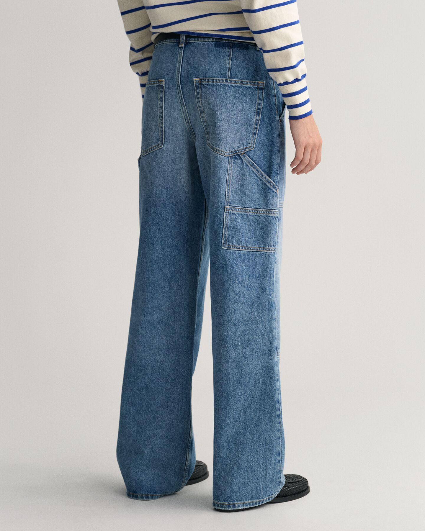 Cargo Jeans mit weitem Bein