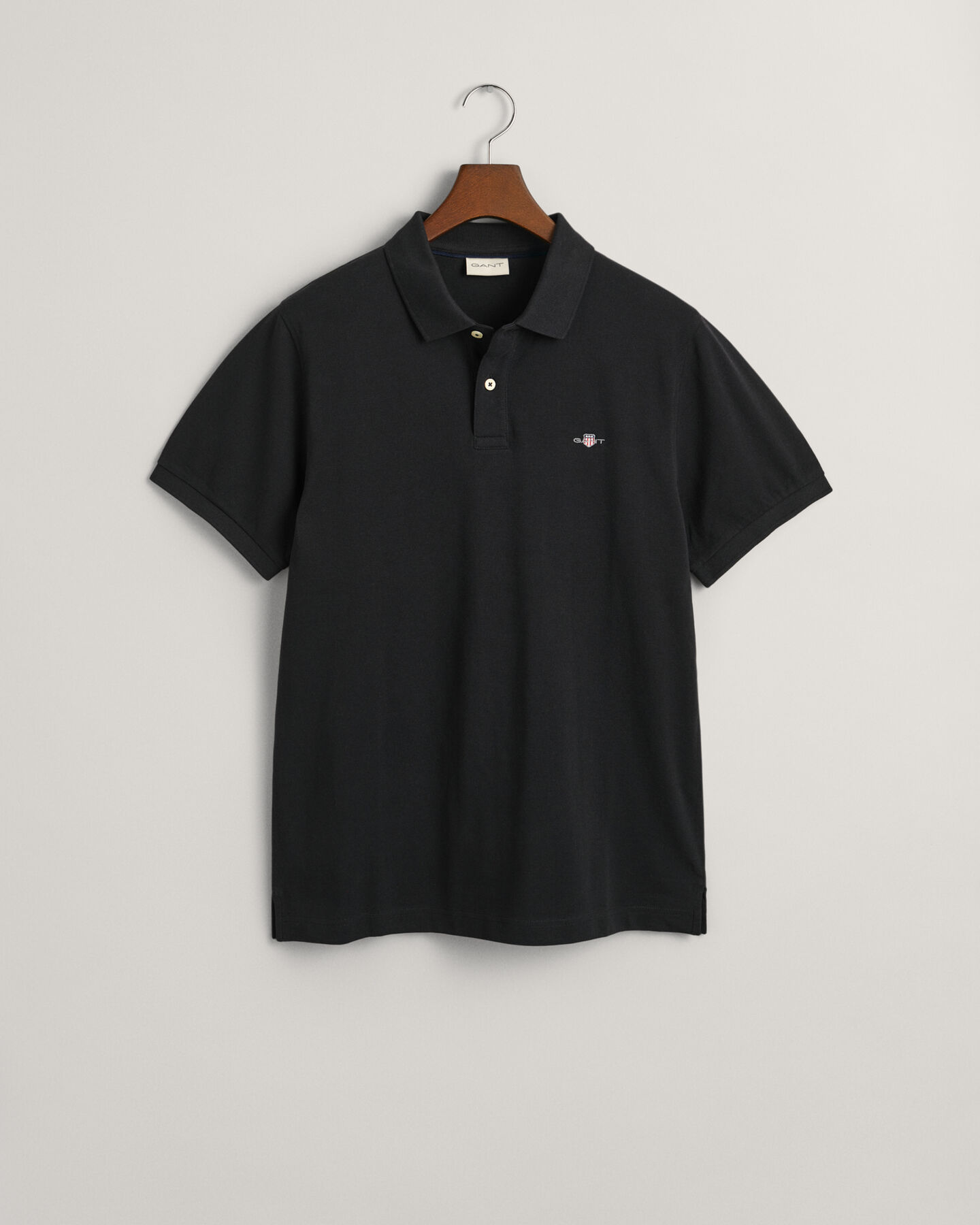 Seasonal Essential Archive Shield Poloshirt mit Stickerei