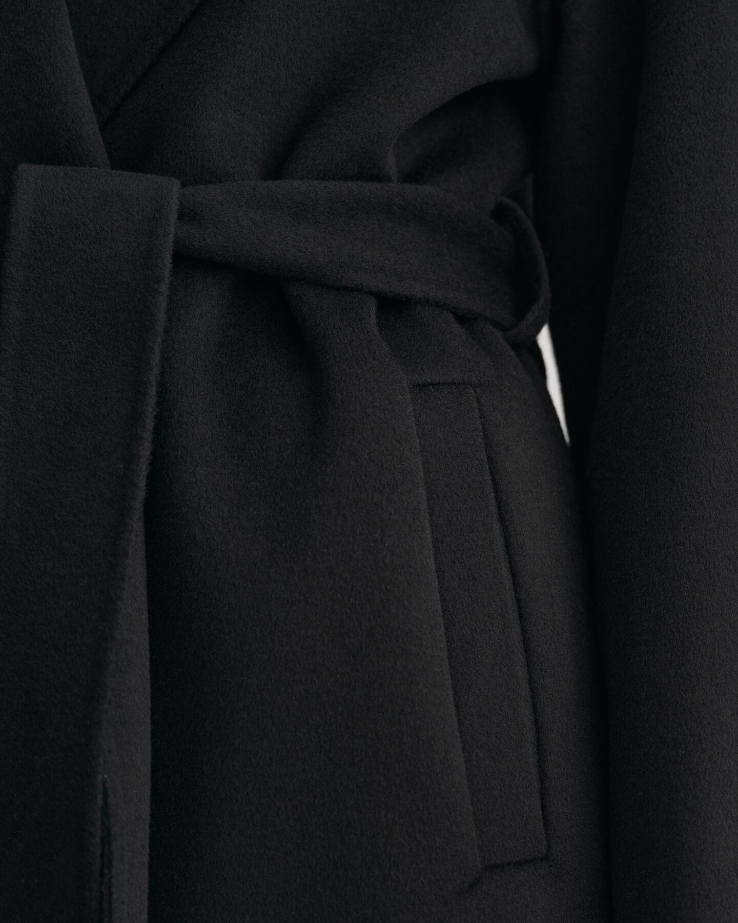 Handgen&auml;hter Mantel mit G&uuml;rtel