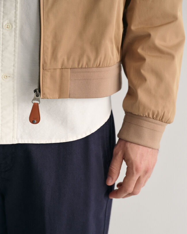 Leichte Bomber Jacke