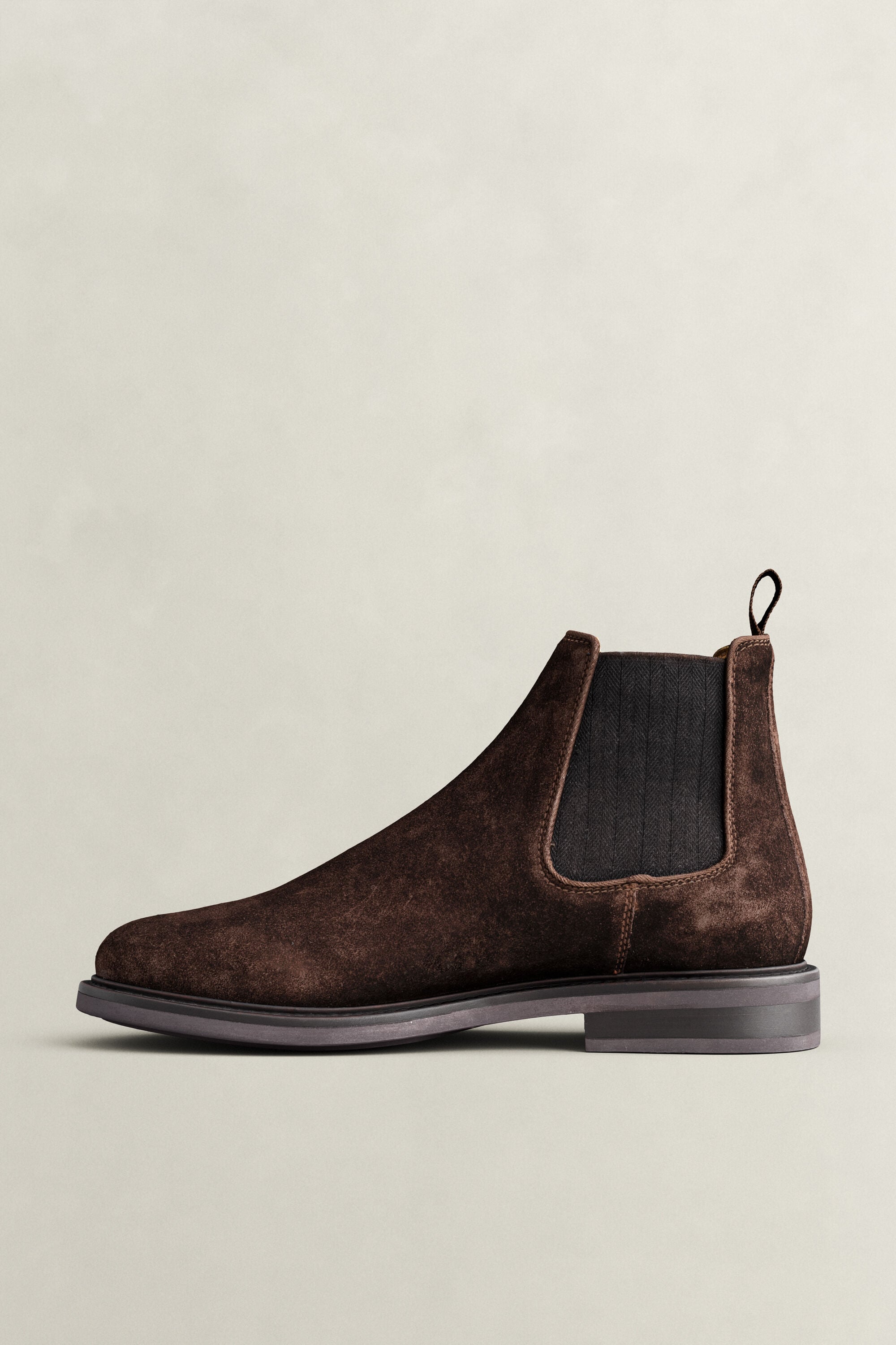 St Fairkon Chelsea Boot aus Veloursleder