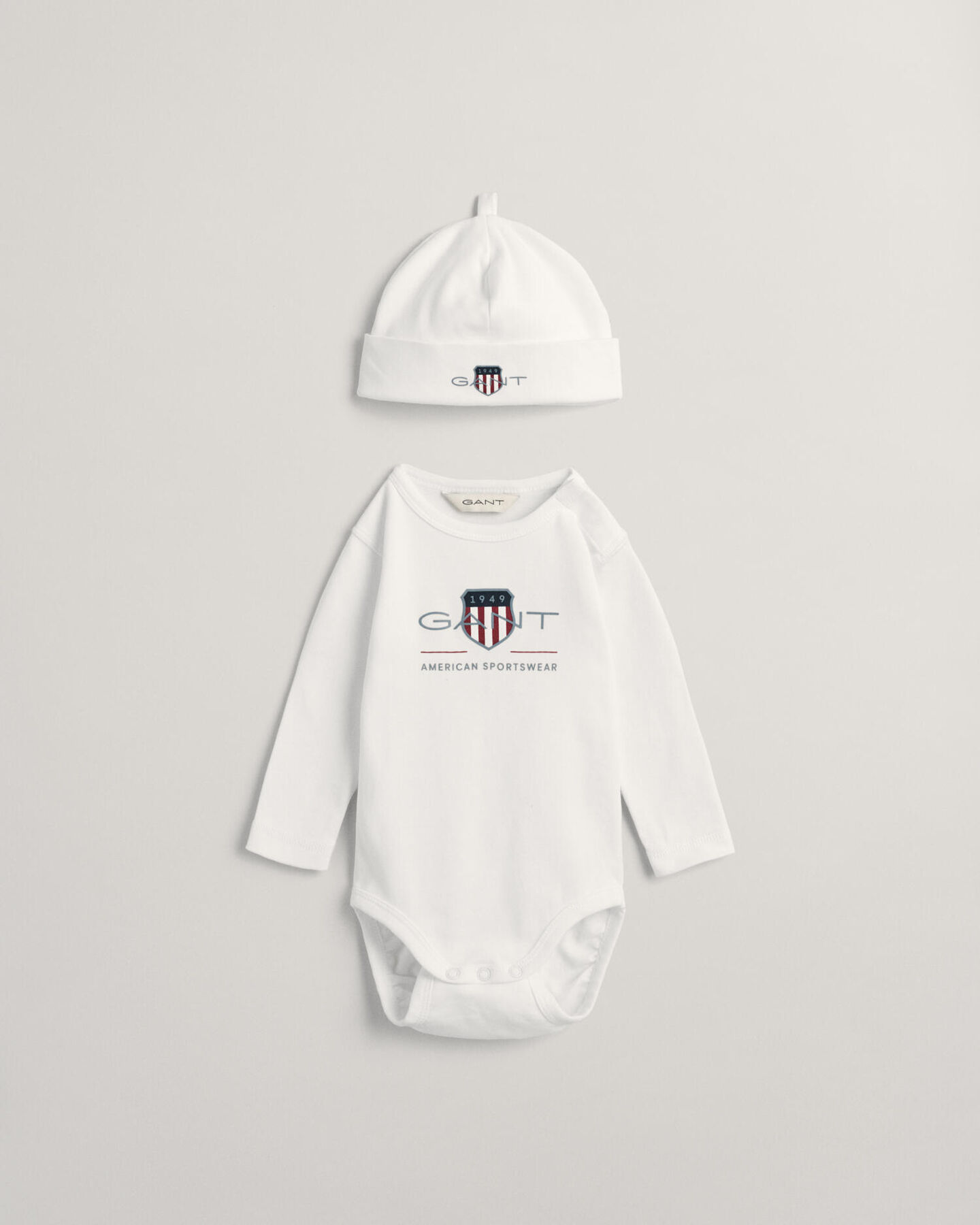 Baby Archive Shield Body und Beanie