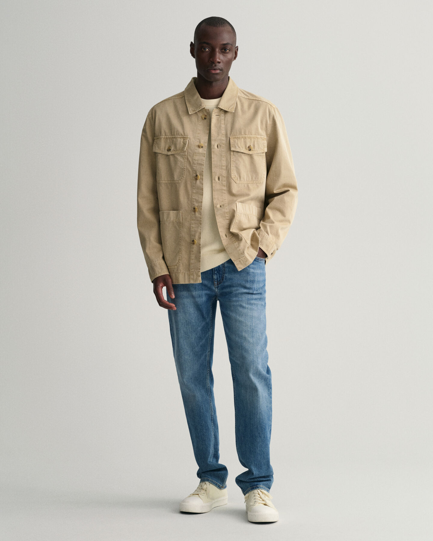 Rundhalspullover mit dezenter Struktur