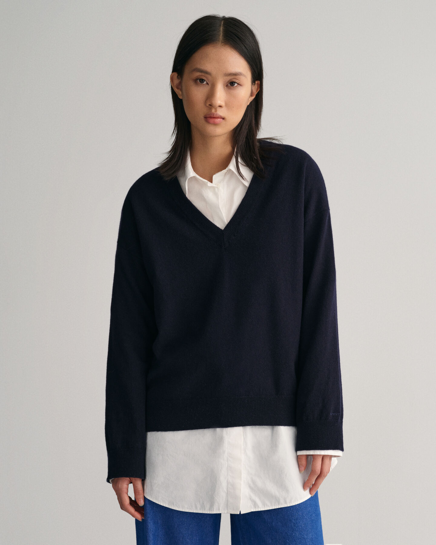 Superfine Lambswool V-Neck Pullover