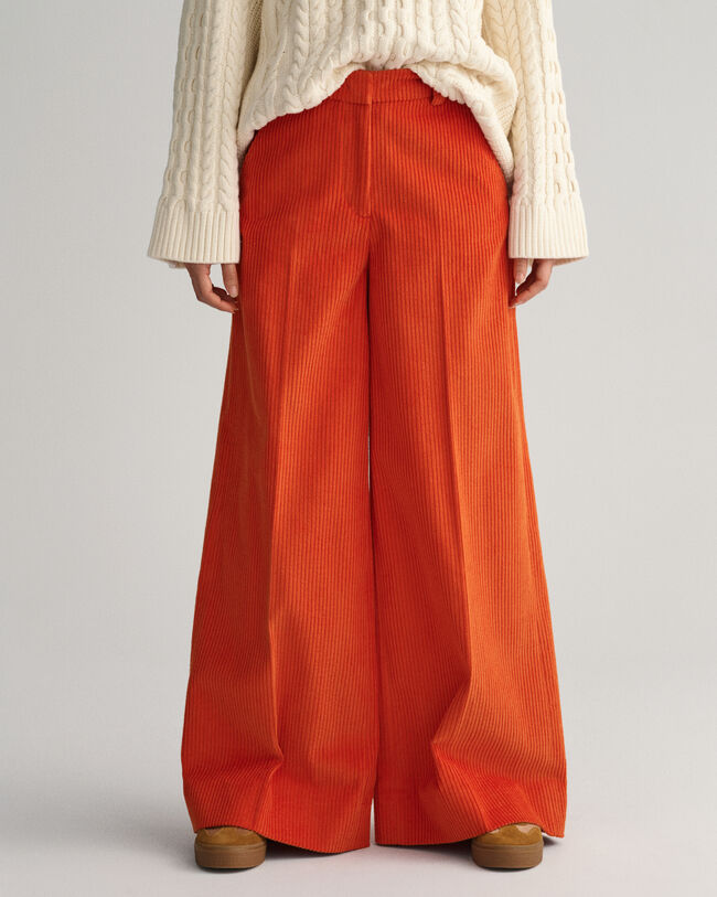 Cordhose mit hohem Bund und weitem Bein